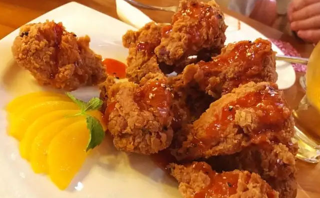 10年炸雞技術(shù)總監(jiān)告訴大家，做好炸雞只需注意以下3點