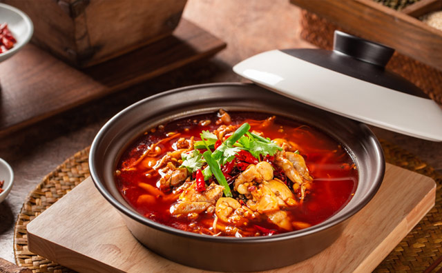 開一家魚火鍋店如何，三個人能做嗎