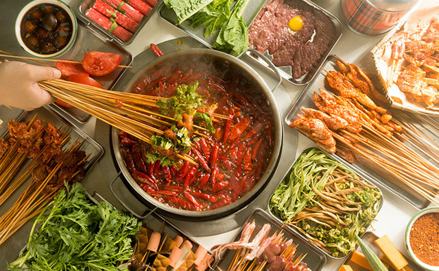 重慶開串串香店需要具備哪些實(shí)力，開店成功經(jīng)驗(yàn)分享