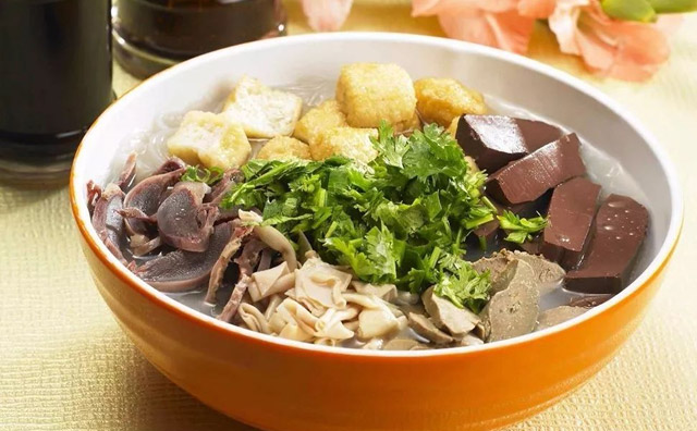 鴨血粉絲店應(yīng)該開在哪里，這些地方一定要考慮