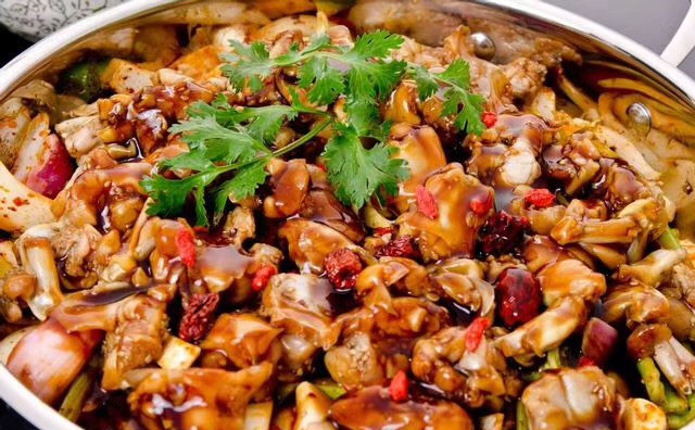 餐飲行業(yè)中，牛蛙品牌加盟已是趨勢(shì)