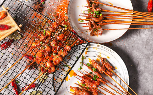 怎樣開一個(gè)成功的燒烤店，首先要做到以下幾點(diǎn)