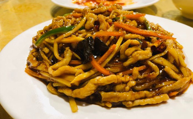 魚(yú)香肉絲的家常做法