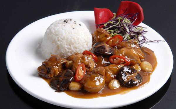 快餐店一年能賺20萬嗎？