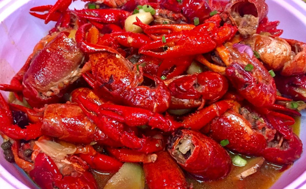 開小龍蝦店一個月倒閉了，是什么原因呢