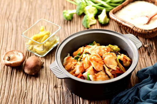 新餐飲時代，三分飽燴燒飯靠連鎖力贏在起跑線