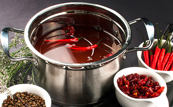 開一間100平小火鍋店需要多少錢？