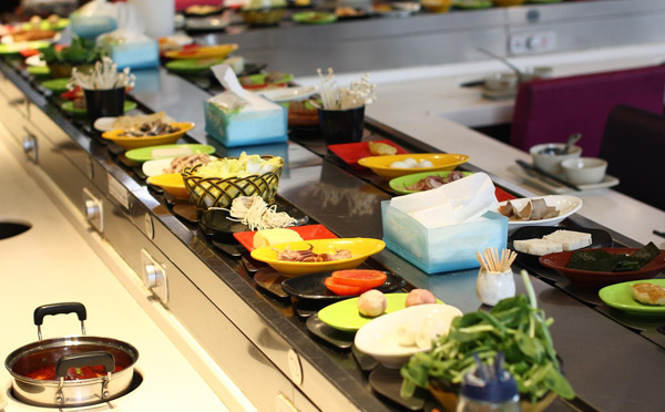 開旋轉(zhuǎn)小火鍋有哪些利弊，利潤怎么樣？