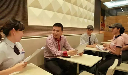 餐廳員工工作不走心，看看這2個方面你是不是沒做好 