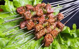 經(jīng)營烤串?dāng)偟母[門，擺攤必備