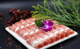 目前投資一站式食材便利店的發(fā)展前景好不好？