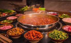 市井火鍋風潮崛起，花一分鐘，了解什么是市井火鍋