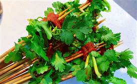 哪些情況會影響到火鍋串串香店的生意？