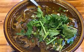 開牛肉湯應(yīng)該注意些什么？哪些牛湯品牌值得加盟